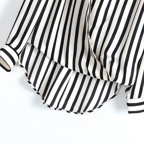M0221 blackwhite11 Blouses Tops Shirts maureens.com boutique