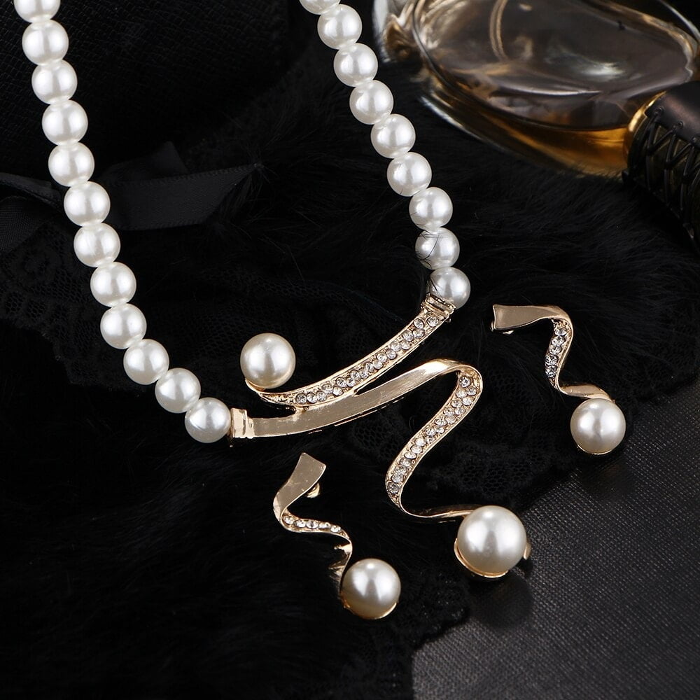 M0328 goldwhite6 Jewelry Accessories Jewelry Sets maureens.com boutique