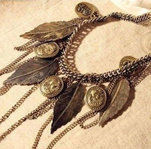 M0349 antique2 Jewelry Accessories Necklaces Chokers maureens.com boutique